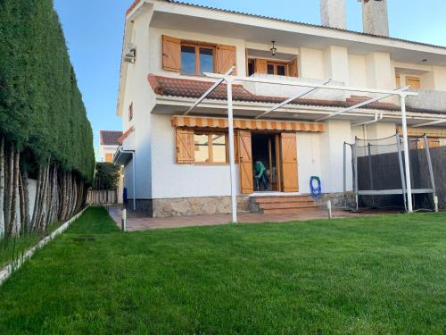 Casa Moral con piscina comunitaria gîte à louer Moralzarzal