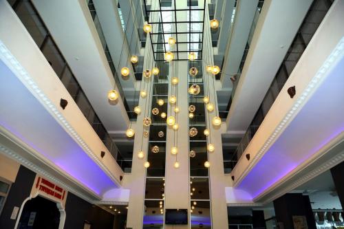 Club Bayar Beach Hotel - 숙소 외관