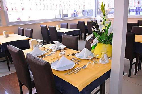 Club Bayar Beach Hotel - 레스토랑