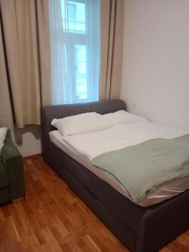 Studioapartment Wien West - 15 minutes to Stephansdom and Schönbrunn, Vienna (foto 4)