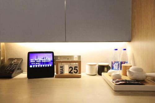 Double Room with Private Bathroom image 1