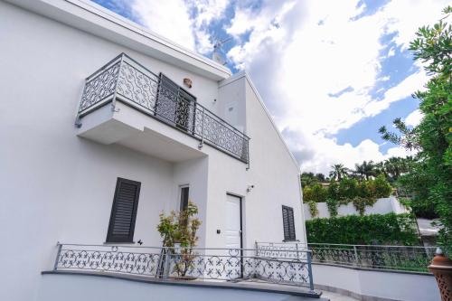 入口, House of Poseidon - Luxury Suite in 迪亚曼泰
