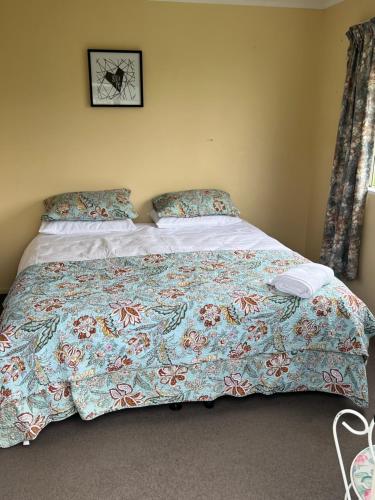 Green Hayes Estate Rentals - Green Hayes Cabin in Temuka