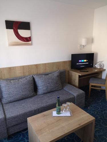 Single Room image 4