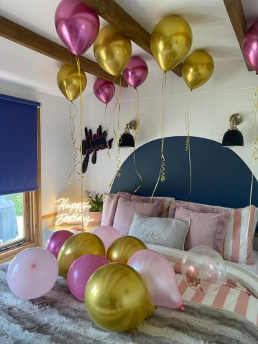 Hidden Gem Luxury Shepherd Hut - Pea Pod