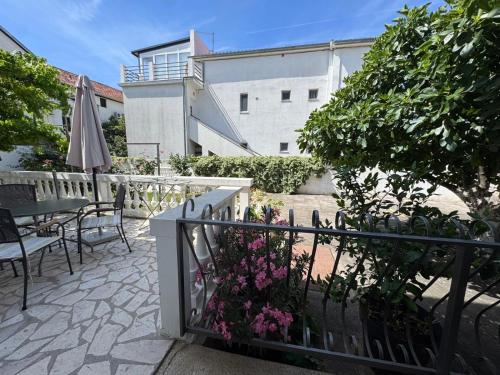 Assato Apartments