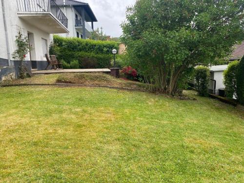 Familien Ferienhaus in der Vulkaneifel -Mechthild- in 埃特靈恩