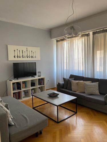 Ermou 44 - 3bdr Apartment, Athens