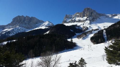 Sport en activiteiten, Maison indépendante au pied du Vercors - Gîte du Mas Roux (Maison independante au pied du Vercors - Gite du Mas Roux) in Saint-Andeol