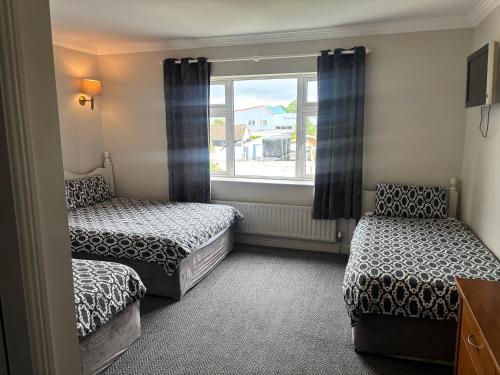 Harmony Inn - Glena House - image 11