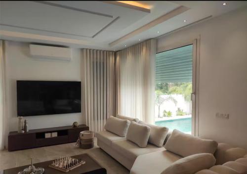 Villa élégante Ezzahra – khách sạn tại Ezzahra