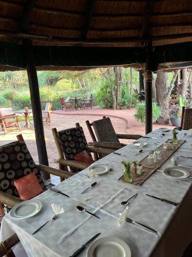 Restaurant, Phokoje Bush Lodge in Selibe-Phikwe