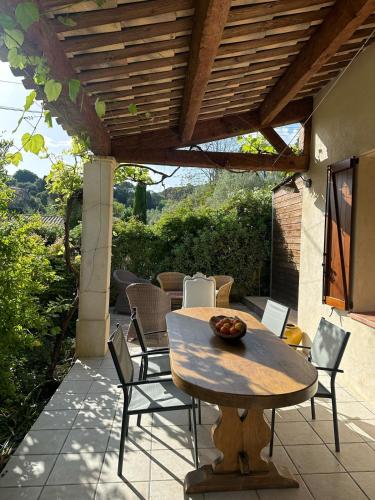 Maison provencale Antibes in Trois Moulins