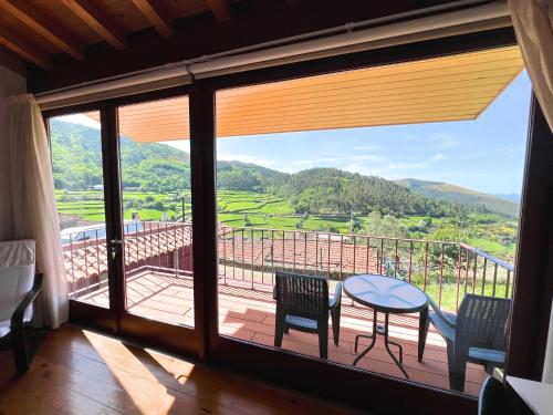 周邊環境, 50平方米1臥室獨立屋 (比科) - 有1間私人浴室 (Labrujó House - Villages of Portugal Circuit) in 帕雷德斯德高拉