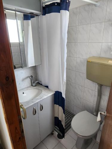 Pancuran, Apartment by the sea 63 c in Bat Yam