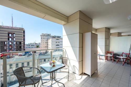 balkon/terras, Charming Apartment Genova City View - Happy Rentals in Sampierdarena