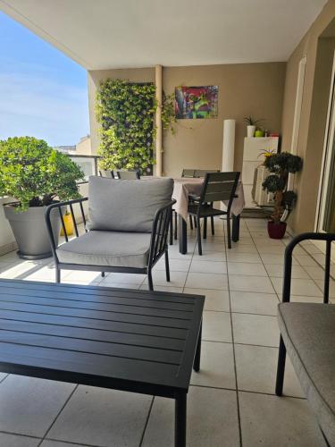T3 Grande Terrasse, Métro Perrier - Location saisonnière - Marseille