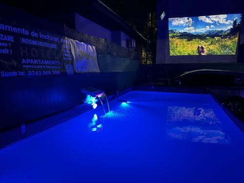 Басейн, Apartament 2 dormitoare LUX situat la parter in complex ApartHotel Botosani 3 in Ботошані