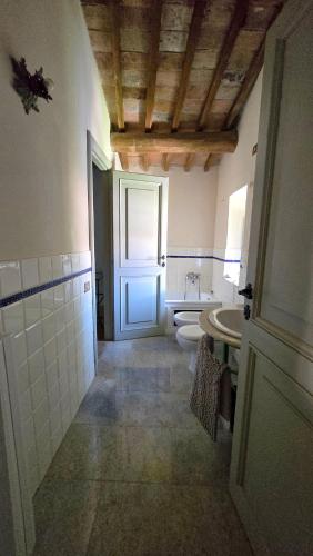 Vannas istaba, Castello Bonaccorsi in Sabina in Castelnuovo di Farfa