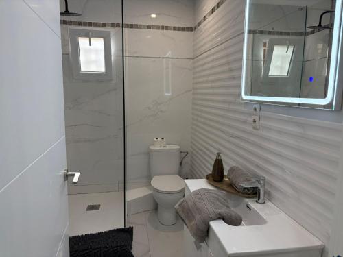 FELIPE II Apartment - image 5