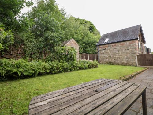 Horse Shoe Cottage - image 2