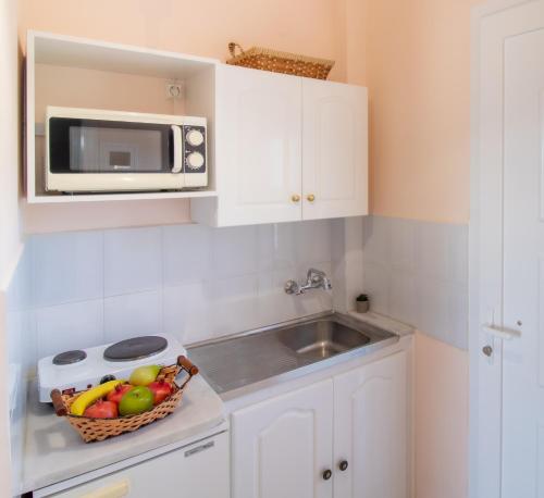 George & Sofia Studios in Zakynthos Island