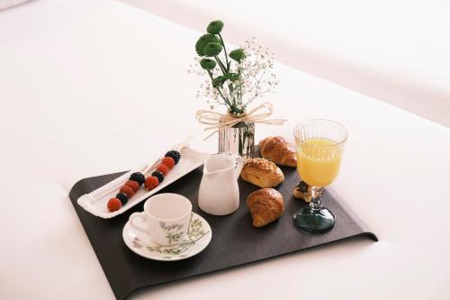 Hotel Cisneros. in อัลคาลาเดเฮนาเรส