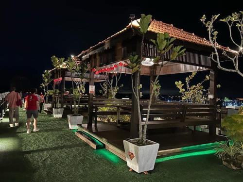 쿠알라 쿠라우 Capital O 91170 Kurau Bay Hotel 3성급 호텔 외관