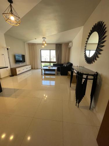 2bedroom aprt at 7th circle f-r4