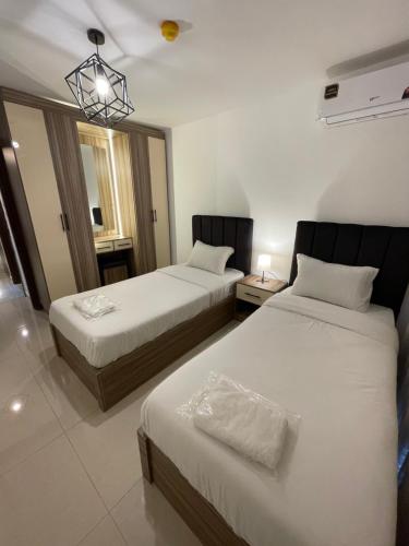 2bedroom aprt at 7th circle f-r4 - main image