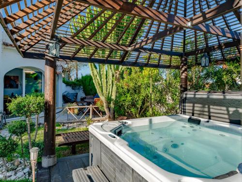 Holiday Home Villa Yakamoz by Interhome gîte à louer els Poblets