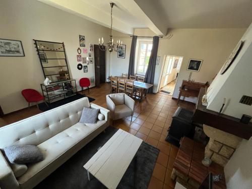 maison de style gîte à louer Ossun