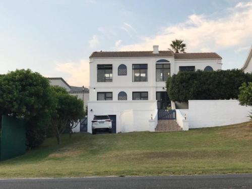 Milkwood Villa in Franskraal