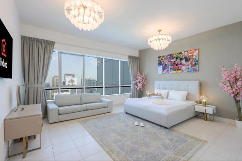 Elite Duplex Penthouse Steps from Metro & Marina, Dubaj (fotografie 2)