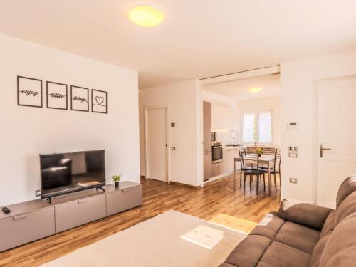 Apartment Calicantus - Nespolo by Interhome in Dro