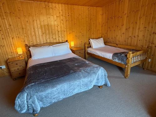 Spean Bridge Hotel - main image