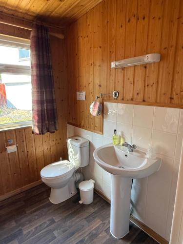 Spean Bridge Hotel - image 12