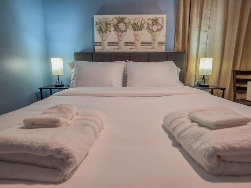Soft Sheets & Sweet Dreams - 3 Bedroom Home with Driveway, Ниагара-Фолс (фото 8)