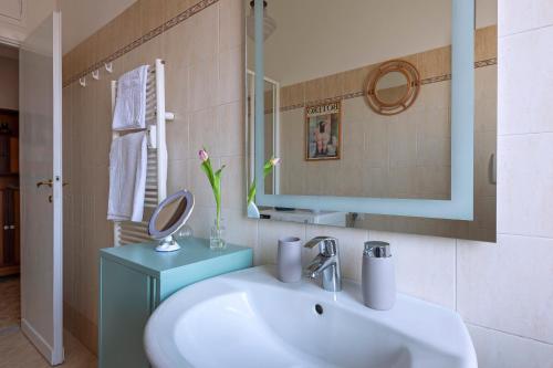 Casa Adele Lovely Mid-century Apartment, Rome, Rom (Foto 3)
