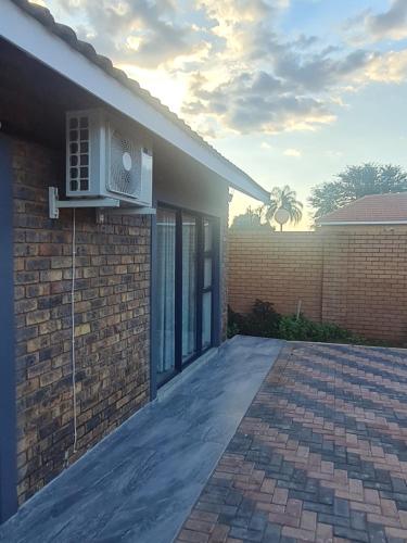 Lukhanyo Guest House in Northam