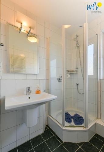 Two-Bedroom Apartment image 9