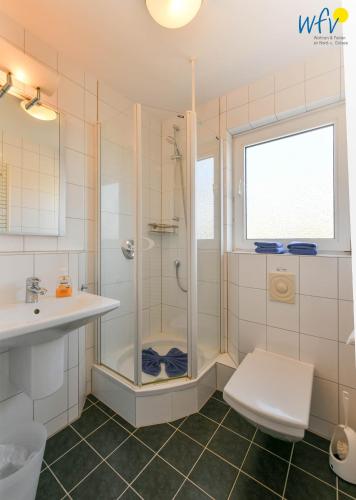 Two-Bedroom Apartment image 8