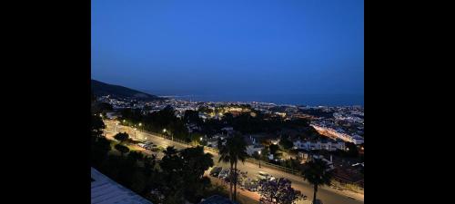 Spacious apartment with a great view, Benalmádena (foto 2)