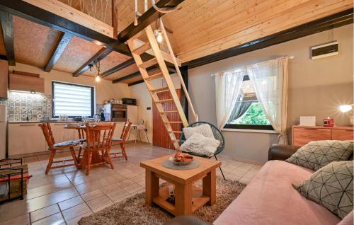 Gorgeous Home In Bjelovar in Leticani