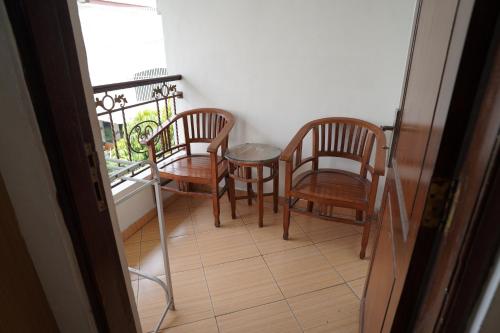 Grha Somaya Hotel near Martabak Pandega