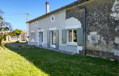 ทัศนียภาพภายนอกโรงแรม, Holiday Home On A Vineyard in บล็องแซ