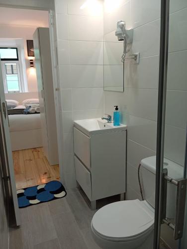 Apartamento Bernardim Ribeiro - 1ª Andar, Lisabon (fotografie 6)