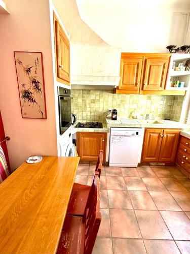 Kitchen, Les Arenes de Cimiez near Monastere de Cimiez