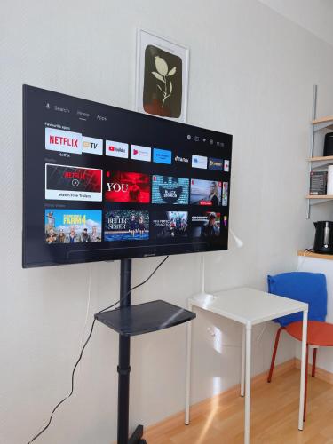 Nextdoor Host Penthouse with 24h Self Check-in, Helsinki (photo 5)