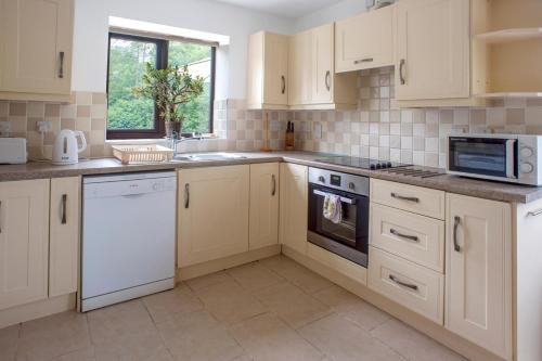Accessible 4-Bed Barn Sleeps 8 - Farm Stay in Mayfield (East Sussex)